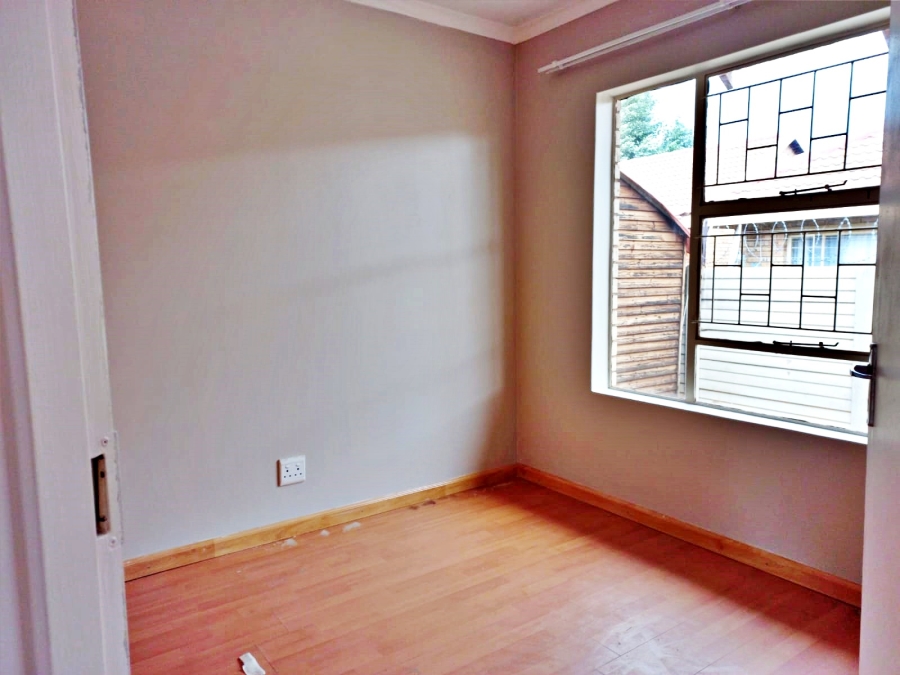 To Let 2 Bedroom Property for Rent in Langenhovenpark Free State